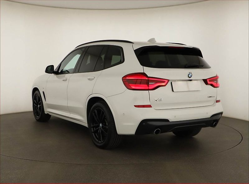 BMW X3 (2019) M Sport xDrive30d - fotka 4 z 20