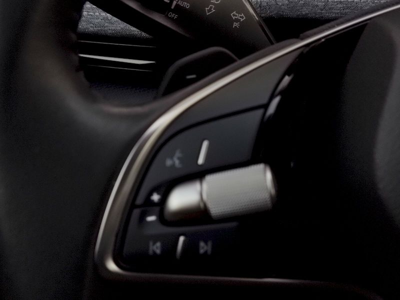 Škoda Superb (2024) combi Selection 2,0 Tdi 142 kw - fotka 28 z 37