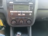 Volkswagen Golf 2,0 TDi - náhled 18