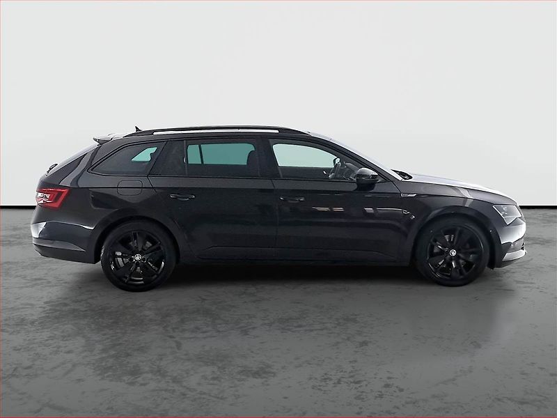 Škoda Superb (2018) Sportline 2.0 TDI - fotka 6 z 25
