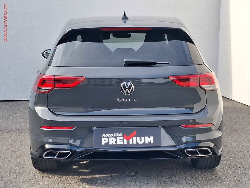 Volkswagen Golf (2023) 1.5 TSi, ČR, R-Line - fotka 5 z 18