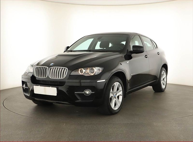 BMW X6 (2010) xDrive40d, 4X4, Automat - fotka 2 z 15