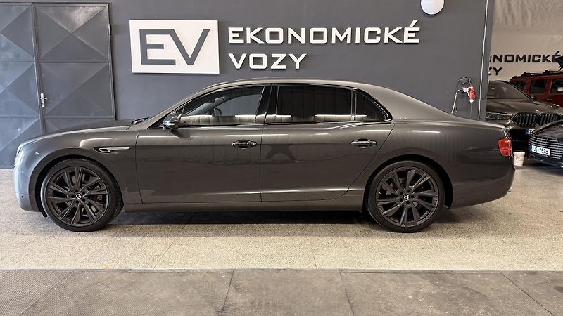 Bentley Flying Spur (2016) 6.0 W12,630PS-335KM/HOD,KRÁSNÝ - fotka 14 z 55