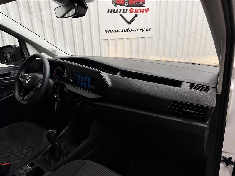 Volkswagen Caddy MAXI 1.5TSI 7MÍST TAŽNÉ 1MAJ - fotka 34 z 37