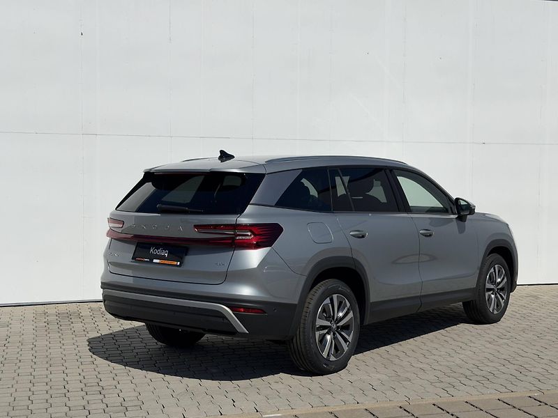 Škoda Kodiaq (2026) Exclusive Selection 7DSG 4x4 2 - fotka 5 z 6