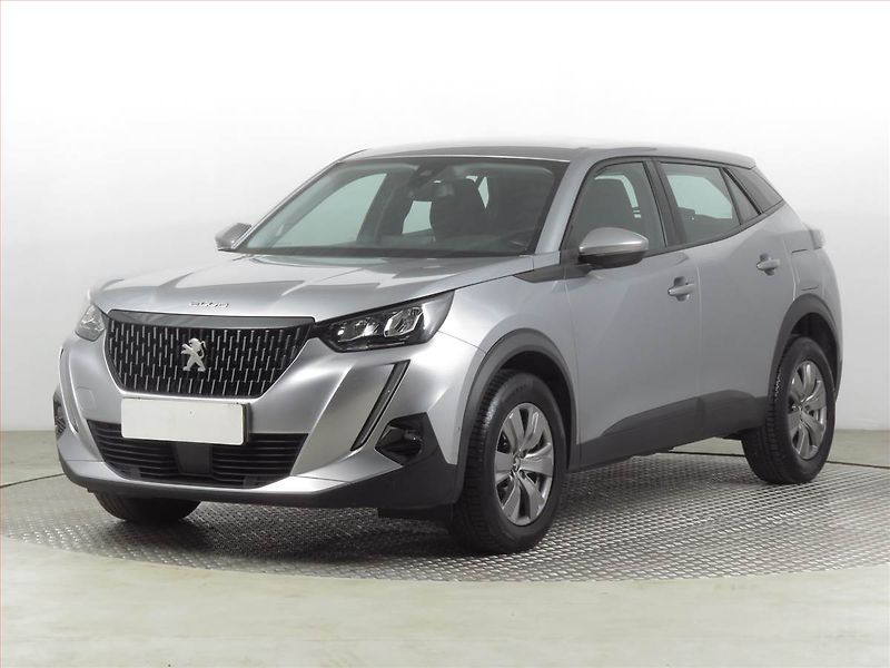 Peugeot 2008 (2020) 1.2 PureTech, Navi, Tempomat - fotka 2 z 20
