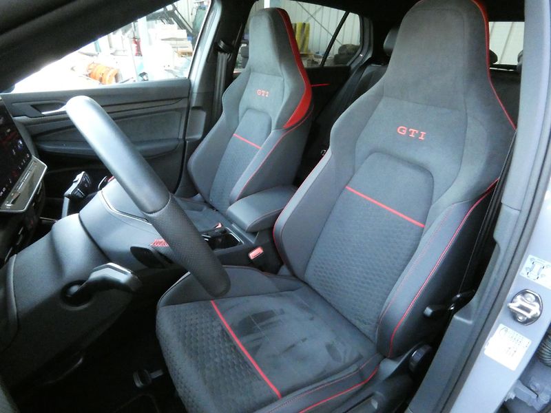 Volkswagen Golf GTI Clubsport Performance 2.0 - fotka 19 z 30