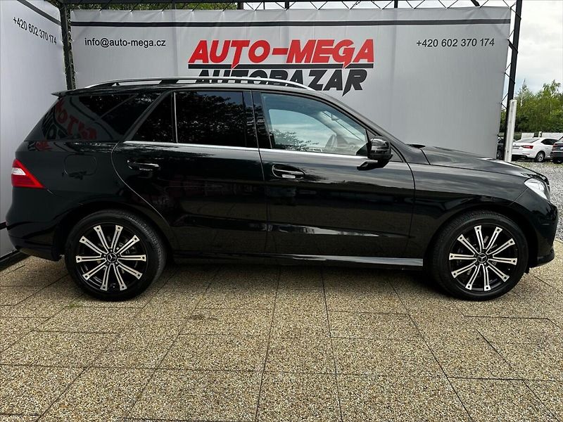 Mercedes-Benz Třídy M 2,2 ML 250CDI 150kW - fotka 4 z 46