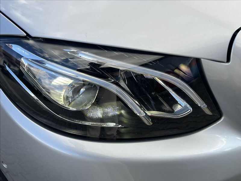 Mercedes-Benz Třídy E 2,0 E 220 d / 9G-TRONIC - fotka 47 z 48