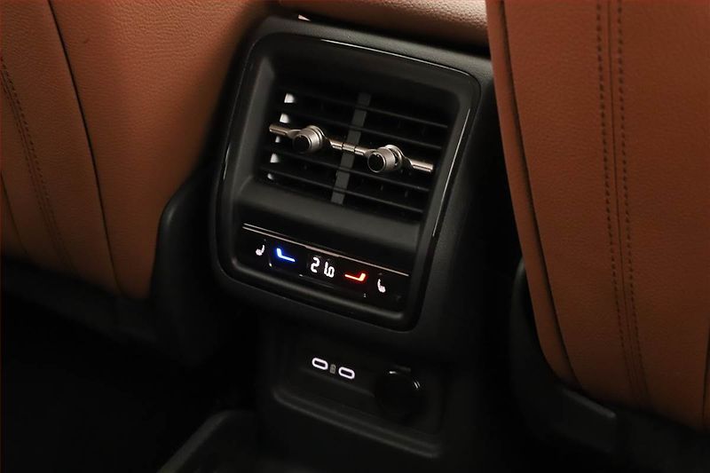 Škoda Kodiaq (2025) 2.0 TDI, EXCLUSIVE SELECTION - fotka 15 z 20