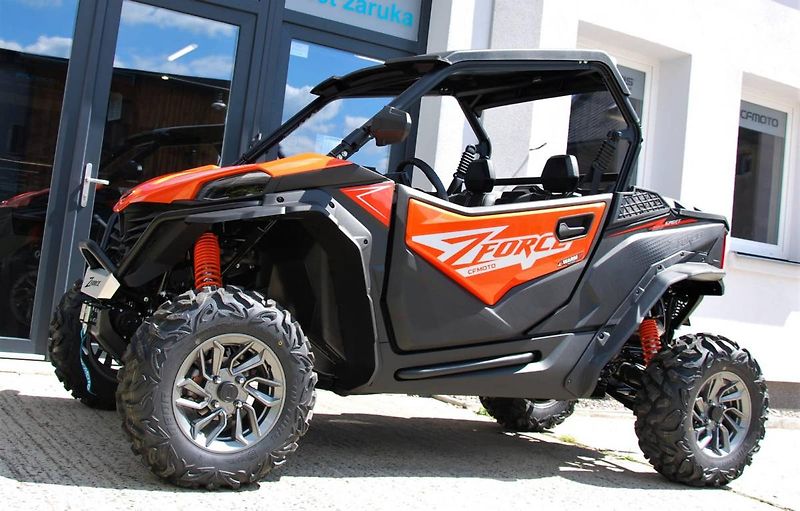 CFMOTO (2026) Gladiator Z950 Sport ORANGE - fotka 4 z 20