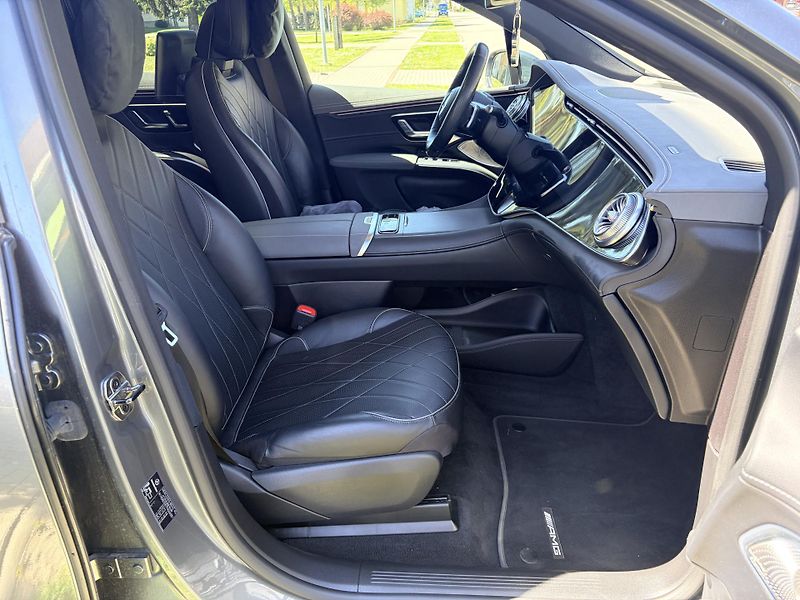 Mercedes-Benz EQS 450 AMG  - fotka 64 z 64