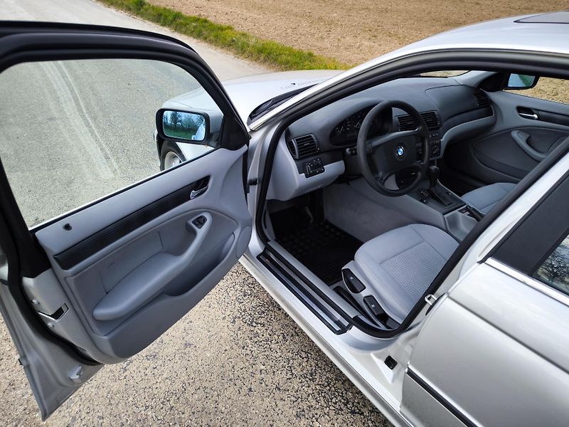 BMW Řada 3 320iAUTOMAT 6VÁLCŮ*BEZ KOROZE* - fotka 20 z 87