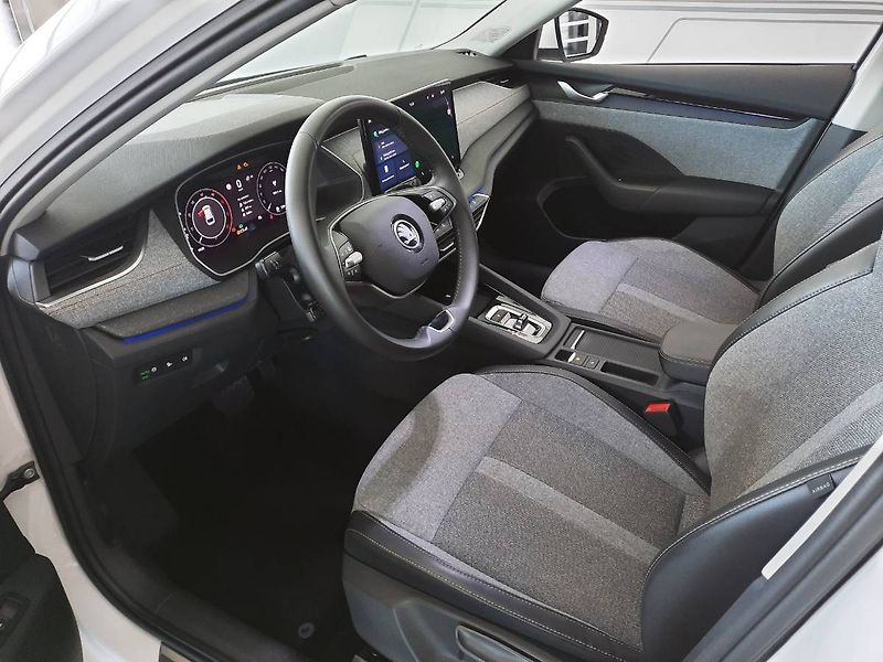 Škoda Octavia (2024) Combi Selection 2.0 TDI (110kW - fotka 6 z 27