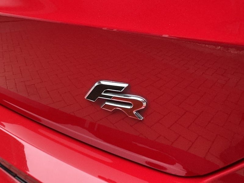 Seat Ateca (2020) FR 2.0TDi DSG LED Navi Kamera - fotka 37 z 46