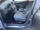 Ford Focus (2019) 1.0EB, Active, navi, park - náhled 9