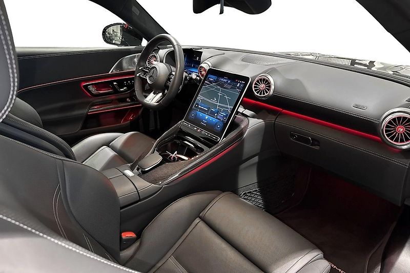 Mercedes-Benz AMG GT 63 4M+ AMG Premium+ HuD Pano - fotka 13 z 18