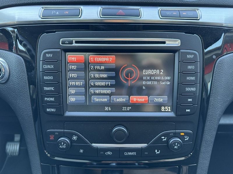 Ford Galaxy (2013) 2.0TDCi Xenony Navi Pano - fotka 13 z 50