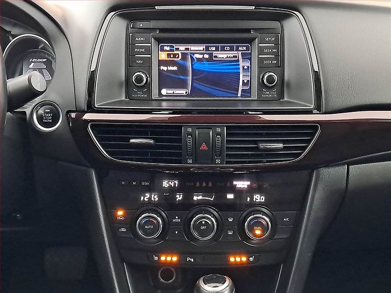 Mazda 6 (2015) 2.2 Skyactiv-D, Automat - fotka 12 z 19