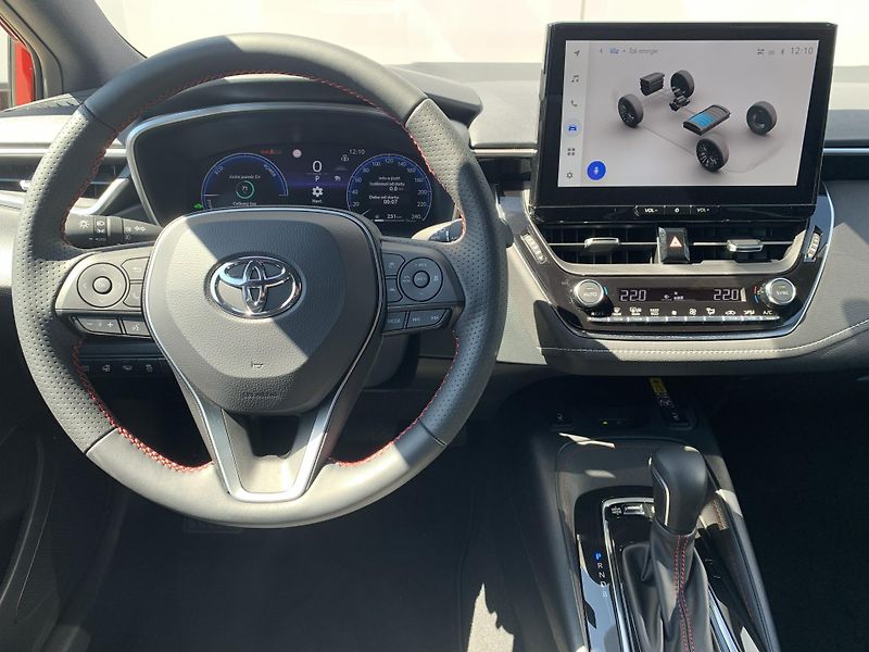 Toyota Corolla SD GR SPORT DYNAMIC 1.8 HEV AT - fotka 16 z 35