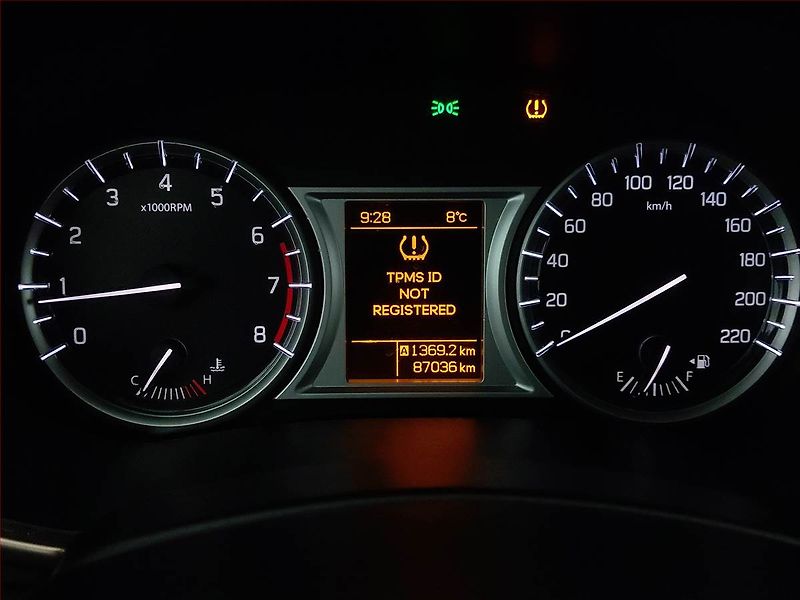 Suzuki Vitara (2018) 1.6 VVT, Kůže, Navi, Tempomat - fotka 11 z 20