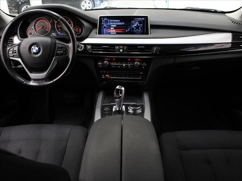 BMW X5 3,0 30d 190kW xDrive Tažné DPH - fotka 8 z 25