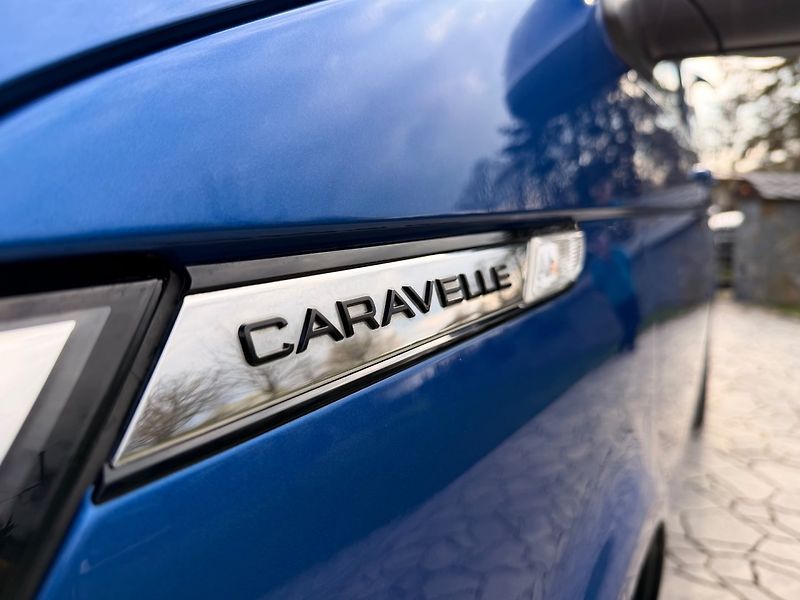 Volkswagen Caravelle (2023) T6.1 2.0TDI 110kW DSG 7MÍST - fotka 10 z 14