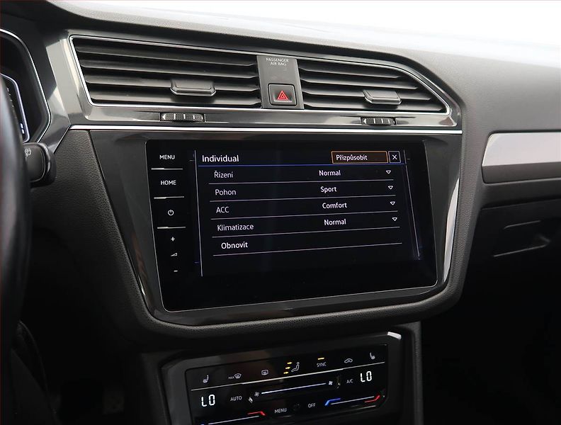 Volkswagen Tiguan Allspace (2022) Life 2.0 TDI, digi klima - fotka 20 z 31