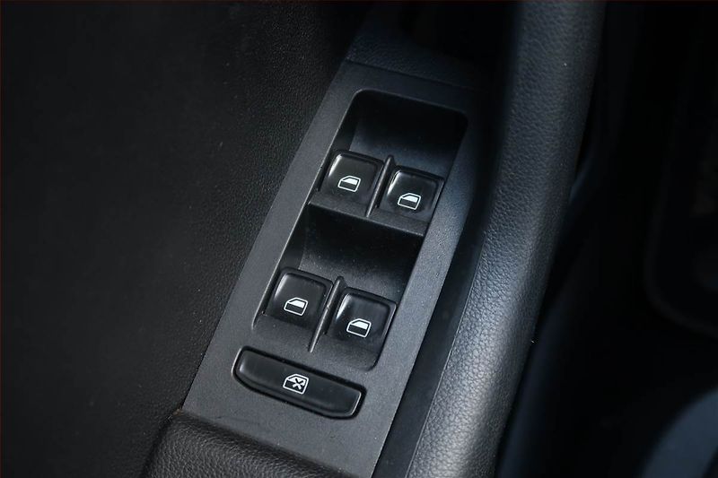 Škoda Octavia (2013) 1.2 TSI, Serv.kniha, Tempomat - fotka 14 z 14