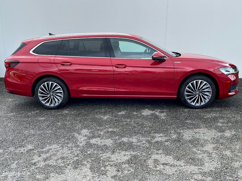 Škoda Superb (2025) 2.0 TDI 110kW L&K Combi DSG - fotka 20 z 22