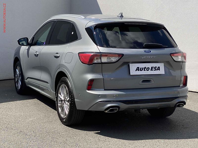 Ford Kuga (2021) 2.0 TDCi, Vignale, LED, navi - fotka 6 z 18
