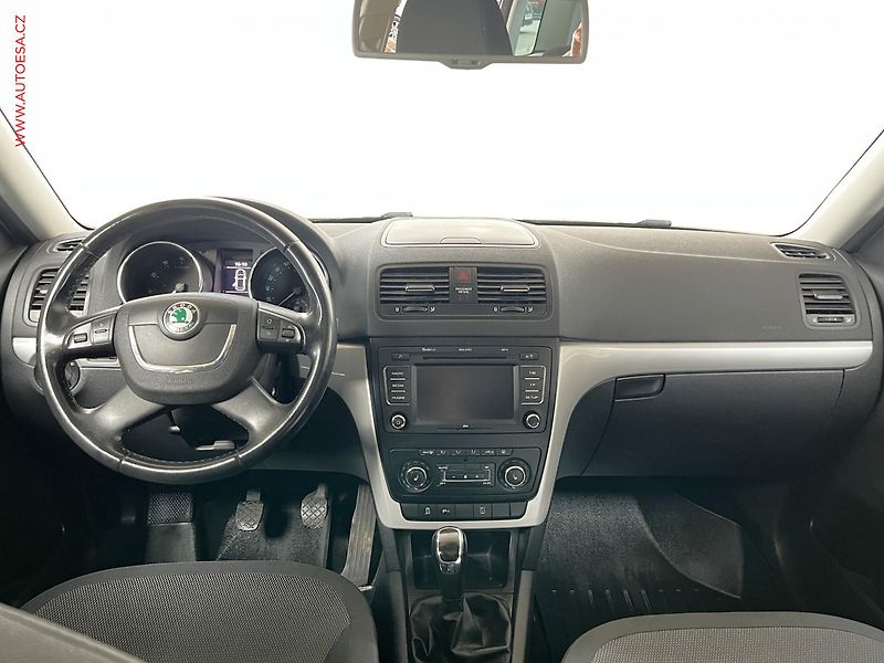 Škoda Yeti (2011) 1.2 TSi, Ambition, panor - fotka 8 z 15