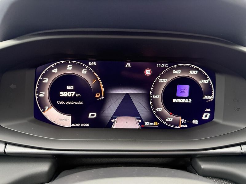 Cupra Terramar DSG 4WD 2,0 TSi 150 kW - fotka 8 z 24