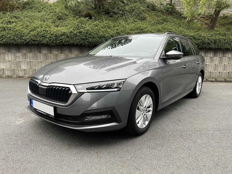 Škoda Octavia combi 2.0 TDi 85 kW - fotka 2 z 17