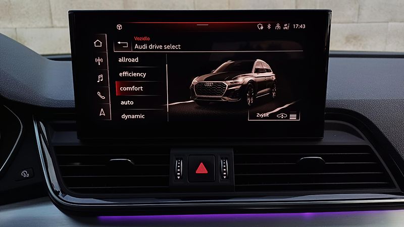 Audi Q5 2.0TDI 150kW QUATRRO S-LINE-ČR - fotka 42 z 50