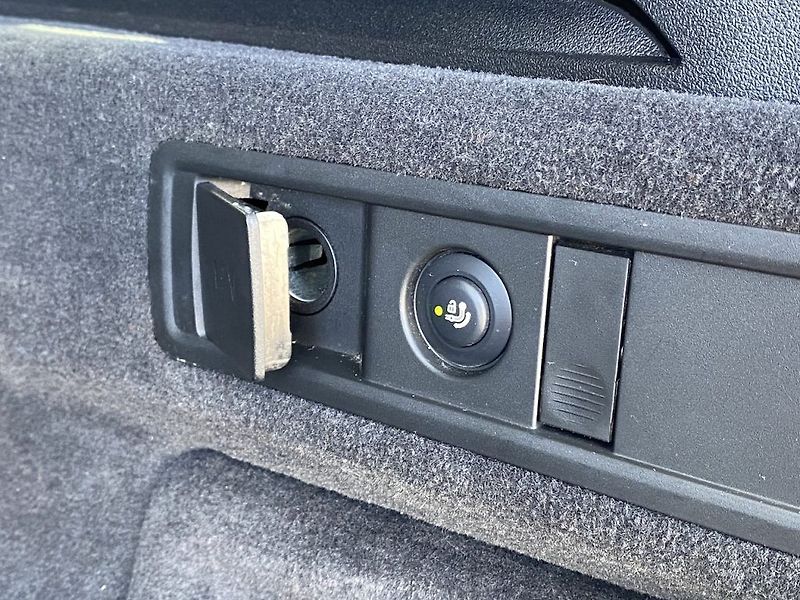 BMW X5 xDrive45e, ČR, tažné, 4x4, DPH - fotka 38 z 43
