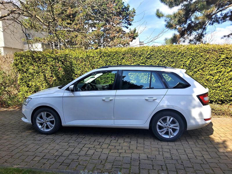 Škoda Fabia (2022) 1.0TSI 70kW Ambition+ 1maj ČR - fotka 3 z 18
