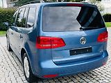 Volkswagen Touran 1.6TDI AUTOMAT 7MÍST SERVISKA  - náhled 17