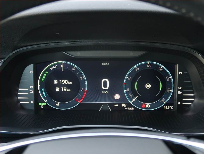 Škoda Octavia (2021) Ambition Plus 1.4 TSI iV - fotka 11 z 30