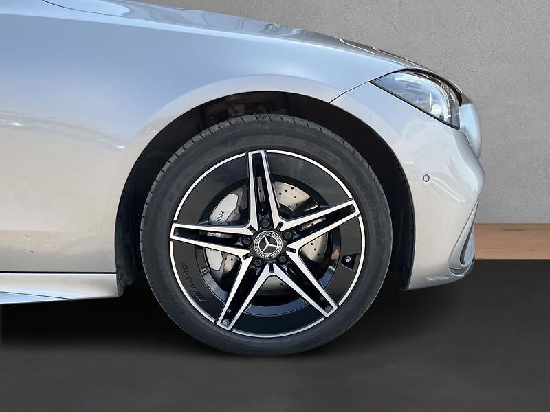 Mercedes-Benz Třídy C 300 de 4MATIC kombi EQ AMG Nig - fotka 9 z 18