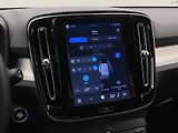 Volvo XC40 B3 CORE AUT CZ 1.maj. - náhled 40