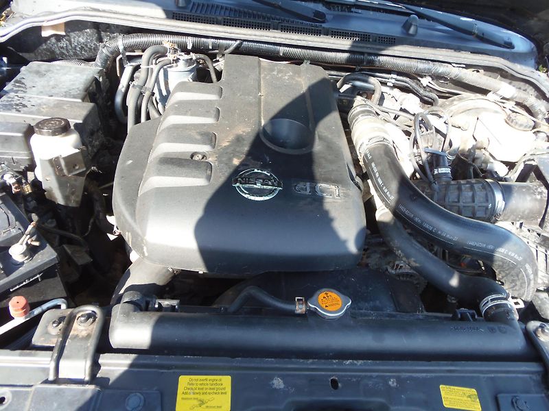Nissan Pathfinder (2009) 2.5 DCi 4x4 redukce man. tažné - fotka 29 z 29