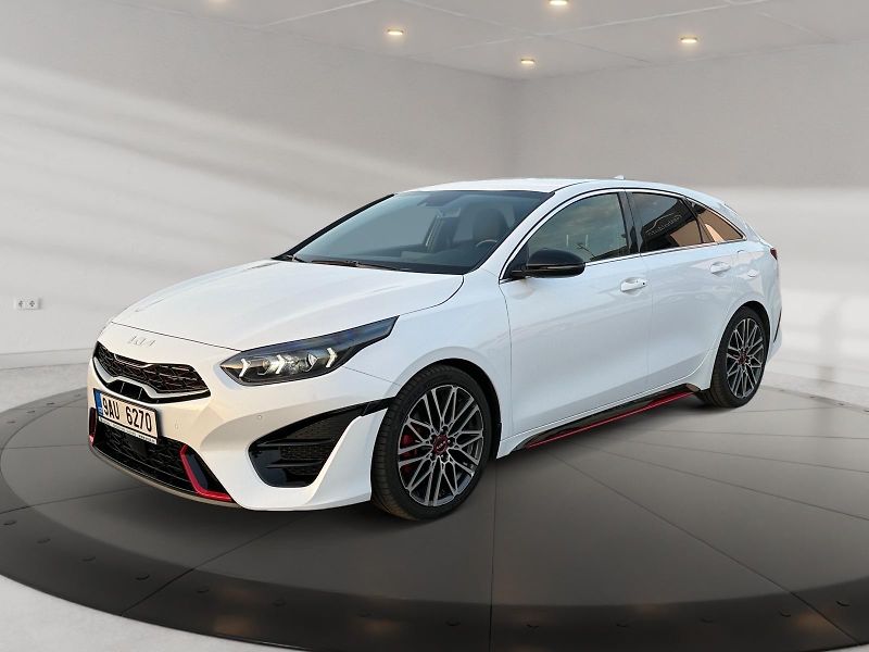 Kia ProCeed (2023) GT 1.6T-GDI 150kW CZ DPH - fotka 1 z 11