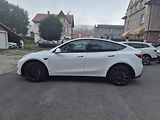 Tesla Model Y RWD 220kw TZ SOH 93,1 % - náhled 6