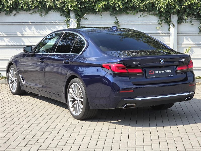 BMW Řada 5 3,0 540i xDrive Luxury Laser H - fotka 4 z 26