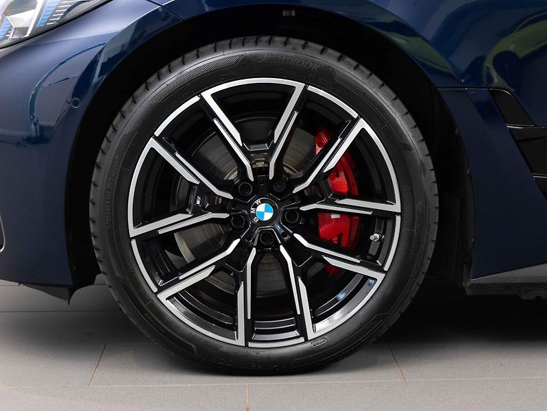 BMW i4 xDrive40 Gran Coupe - fotka 5 z 22