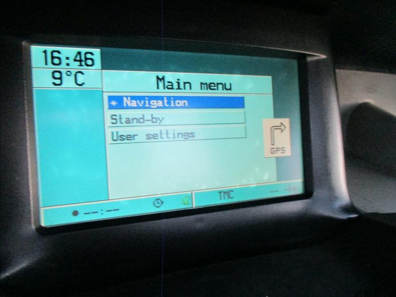 Renault Trafic 2,5 DCi, 8 míst, klima, tažné, - fotka 17 z 29