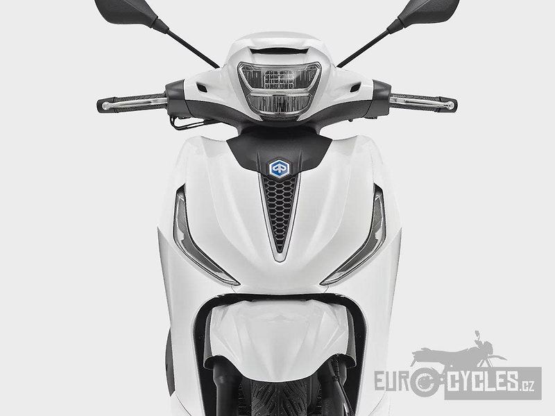 Piaggio (2026) Beverly 310 HPE E5+ AKCE - fotka 4 z 6
