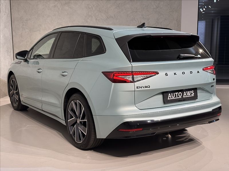 Škoda Enyaq 80x Sportline 4x4 LED Tepelko - fotka 11 z 50