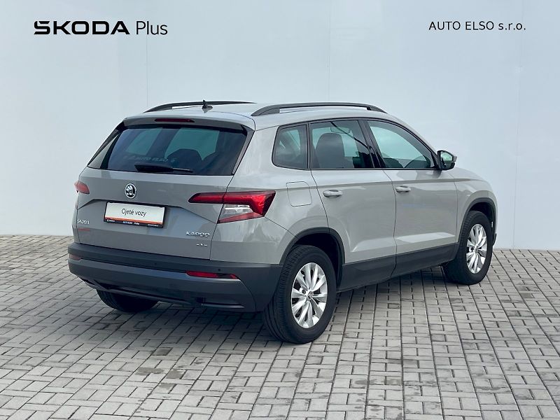 Škoda Karoq (2018) 2.0 TDI / 110 kW 4x4 Ambition - fotka 2 z 30
